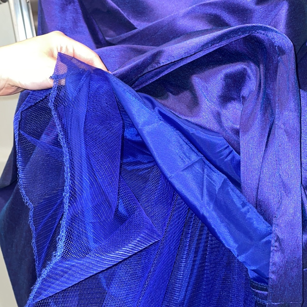 One Shoulder Rouched Dress - Picture 11 of 17